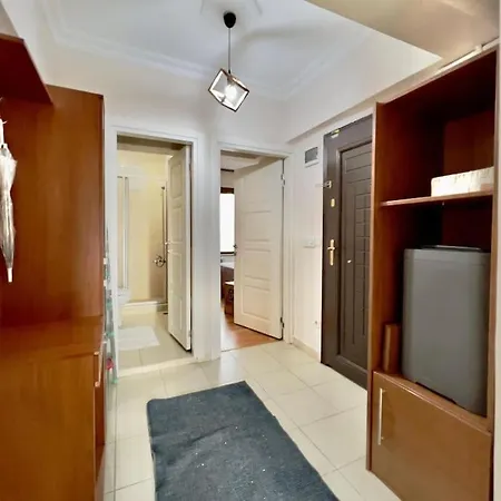 Spacious 1br Near Taksim Istanbul