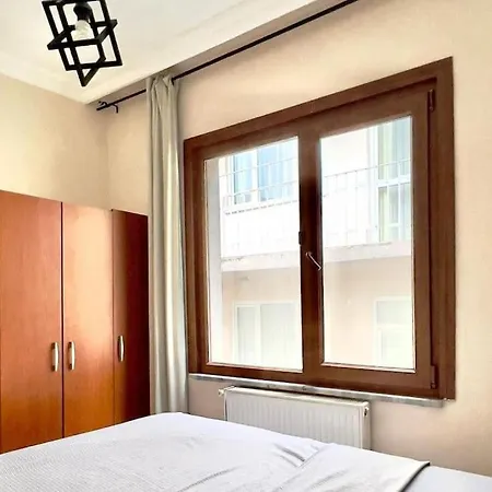 Spacious 1br Near Taksim Istanbul